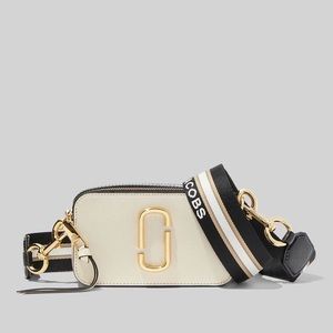 Marc Jacobs SNAPSHOT Crossbody ✨